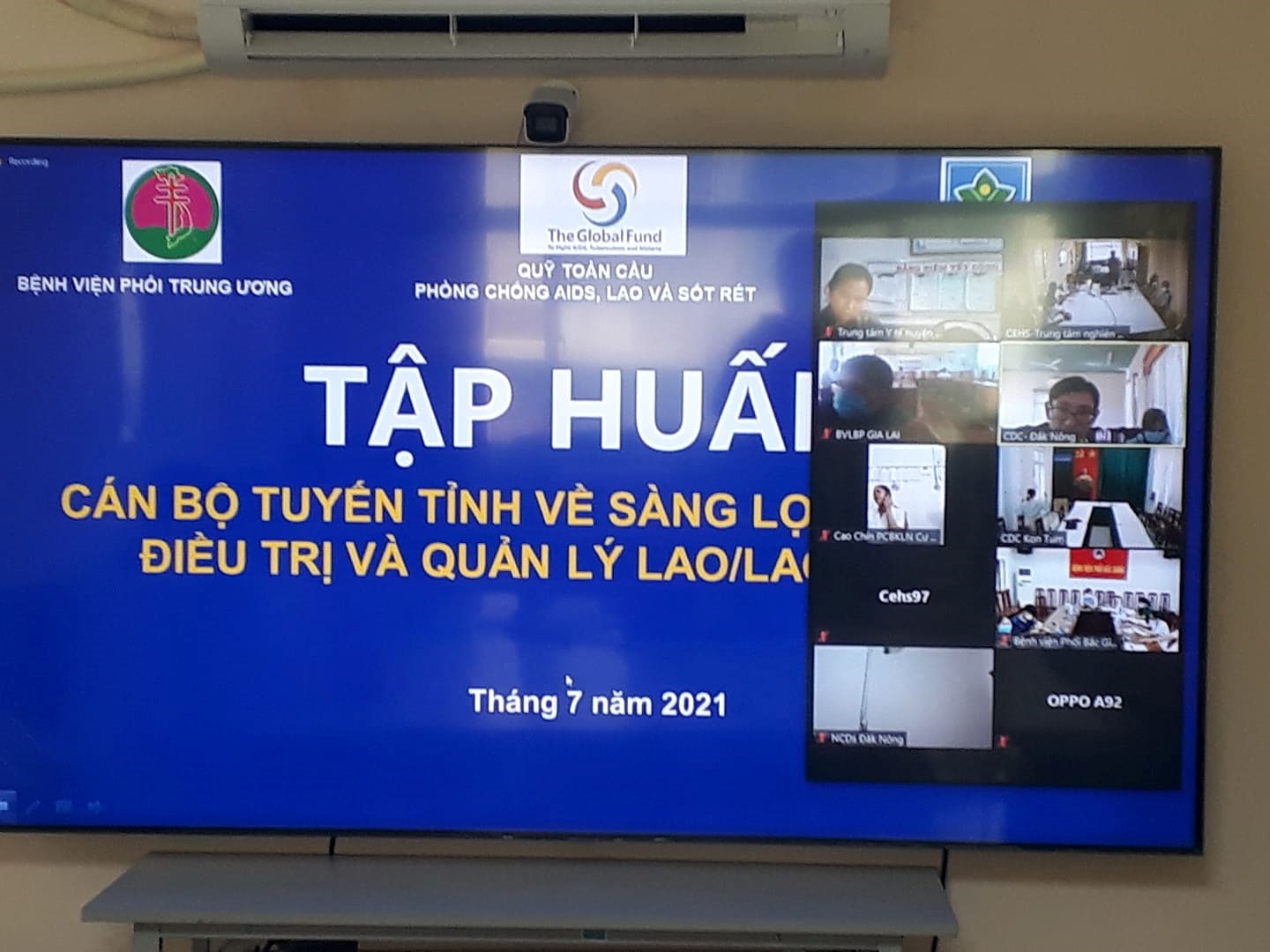 Giới thiệu chương trình tập huấn